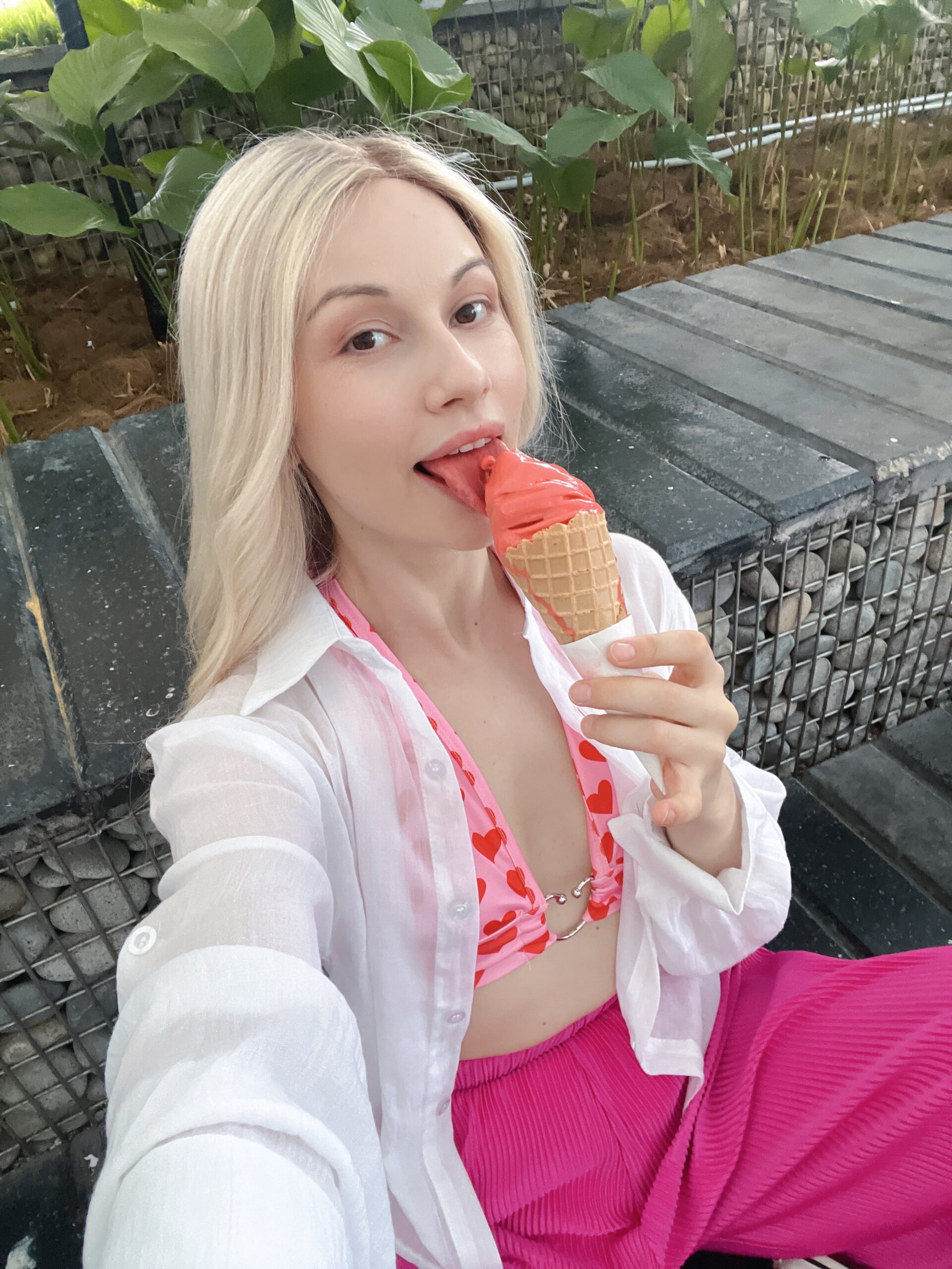 Mia